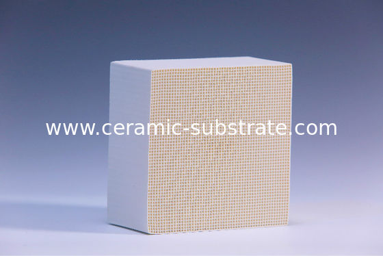 acheter Substrat de convertisseur catalytique de nid d'abeilles de COV blanc et cellulaire online manufacture